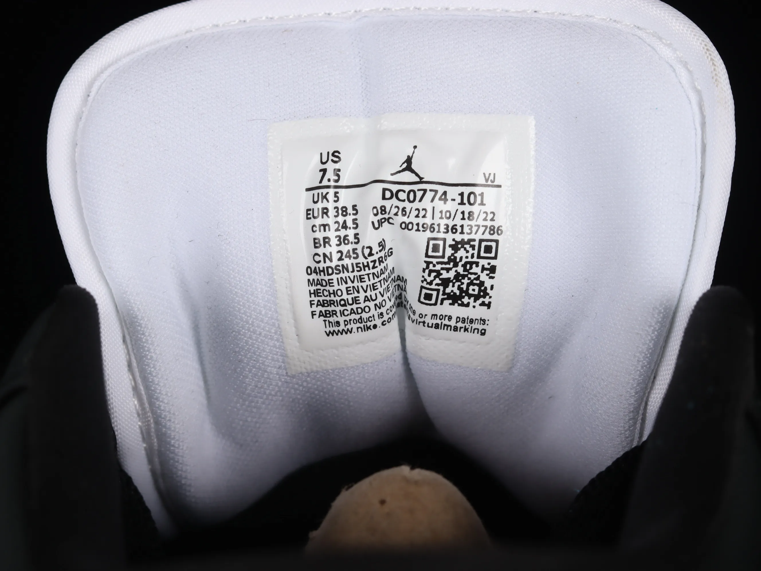 All categories Air Jordan Jordan series basketball shoes Air Jordan 1 Low Z version Air Jordan 1 Low "Panda" AJ1 Joe 1 Panda low-top basketball shoes DC0774-101